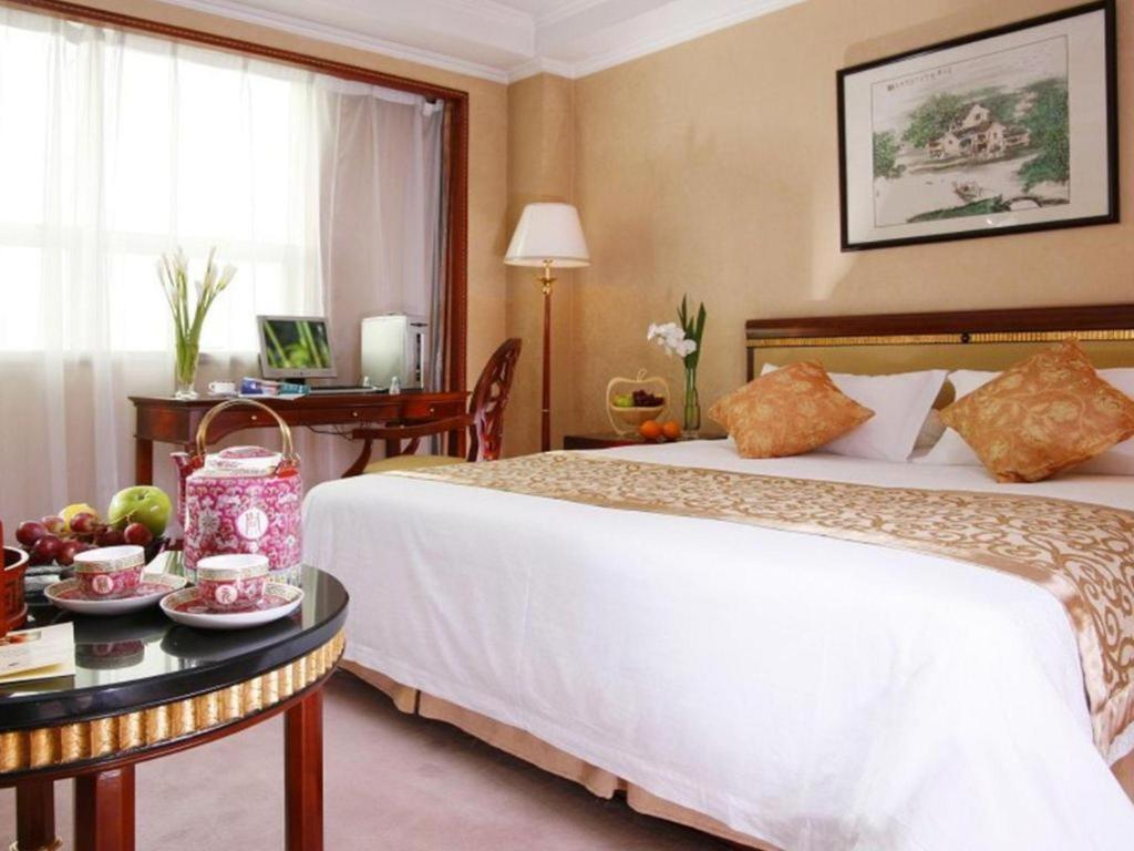 Maison New Century Hotel Νινγκμπό Εξωτερικό φωτογραφία