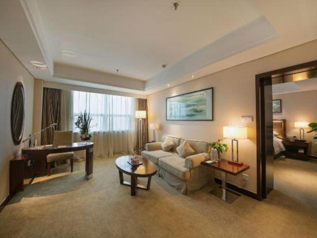 Maison New Century Hotel Νινγκμπό Εξωτερικό φωτογραφία