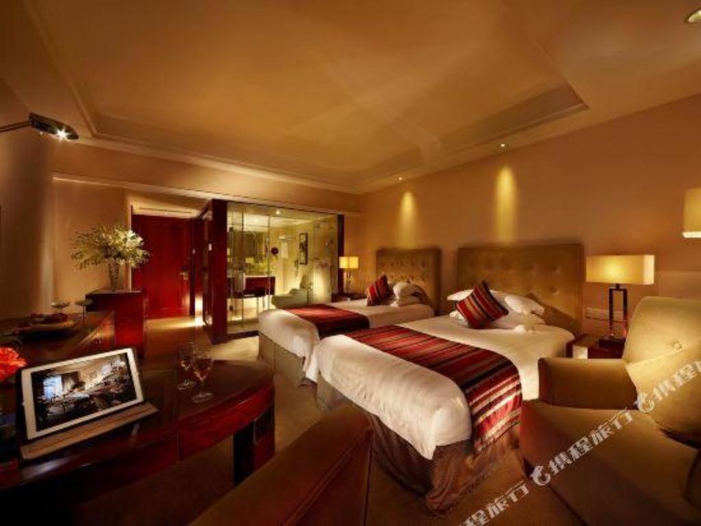 Maison New Century Hotel Νινγκμπό Εξωτερικό φωτογραφία