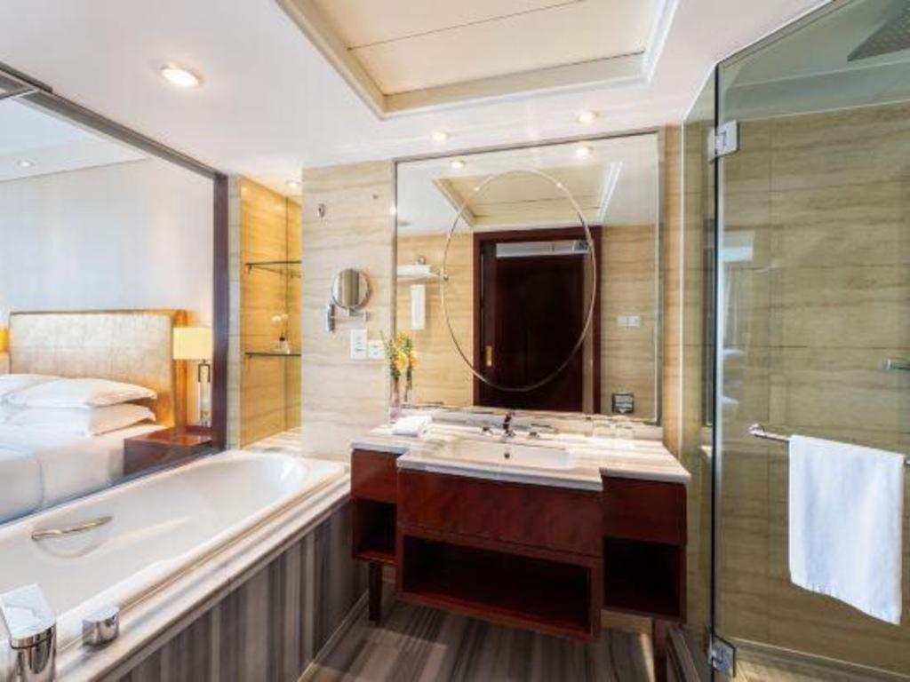 Maison New Century Hotel Νινγκμπό Εξωτερικό φωτογραφία