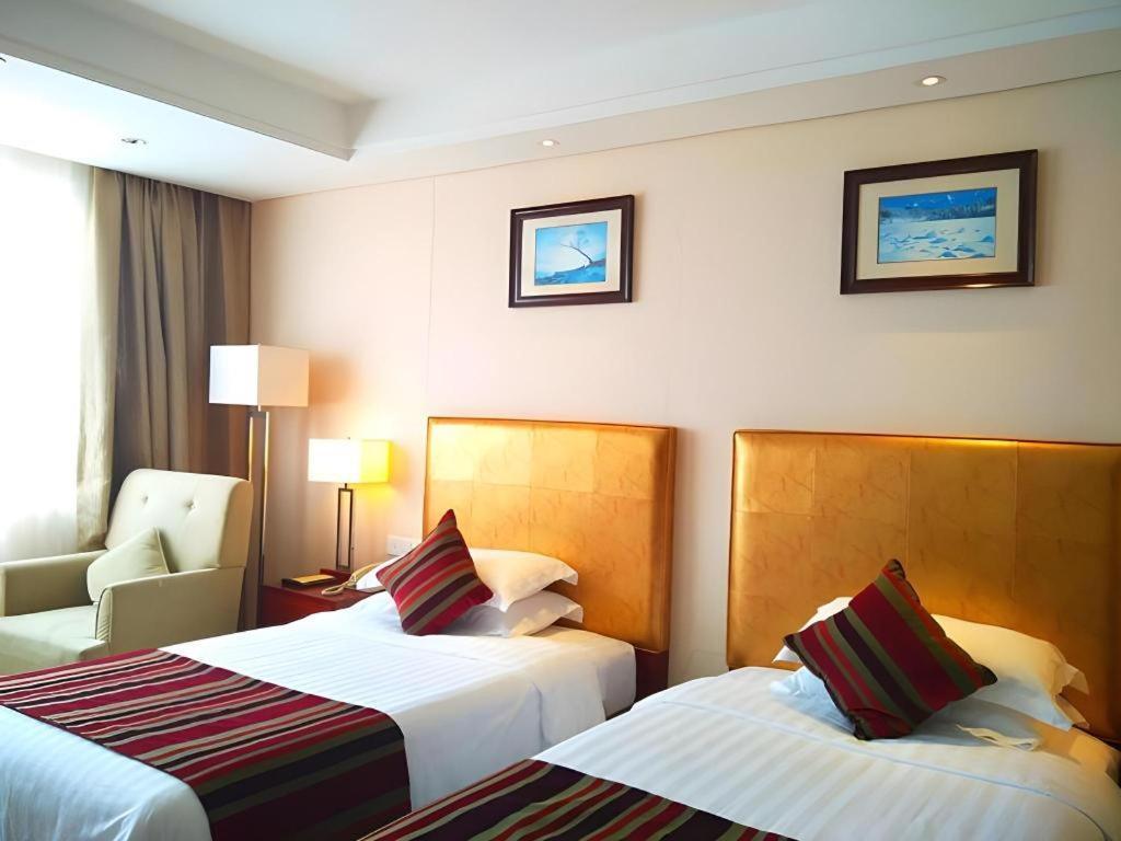 Maison New Century Hotel Νινγκμπό Εξωτερικό φωτογραφία